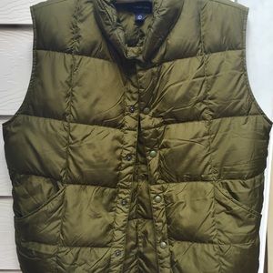 Land’s End Down Vest Olive Green M 38-40 Perfect!!